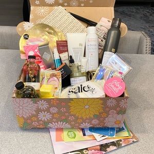 FabFitFun Box EXTRAS!!!!!!